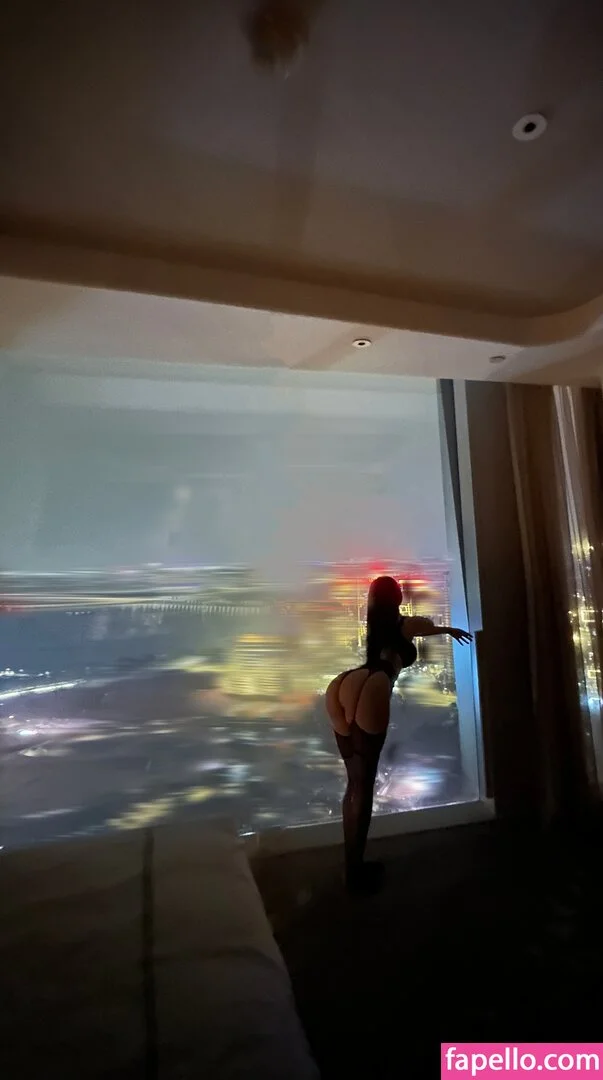 QiaoniuTT Onlyfans Photo Gallery 