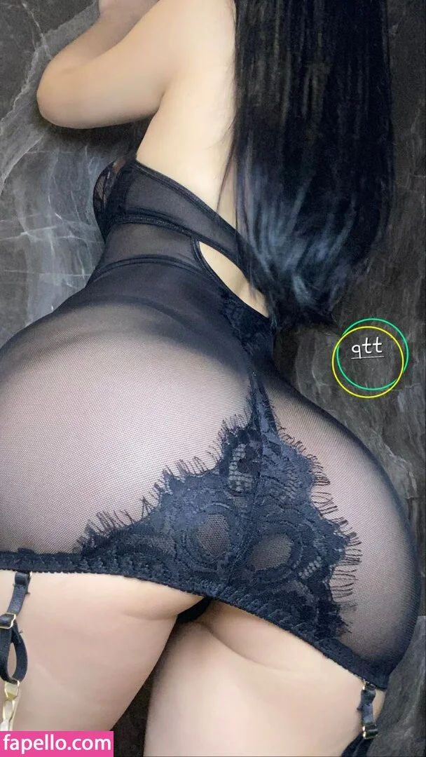 QiaoniuTT Onlyfans Photo Gallery 