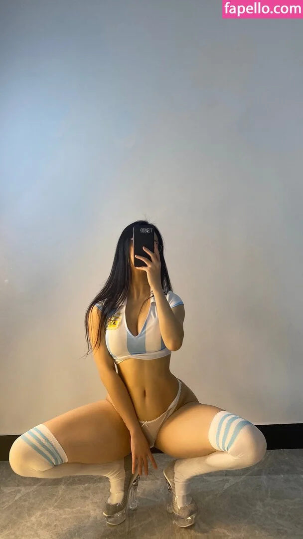 QiaoniuTT Onlyfans Photo Gallery 