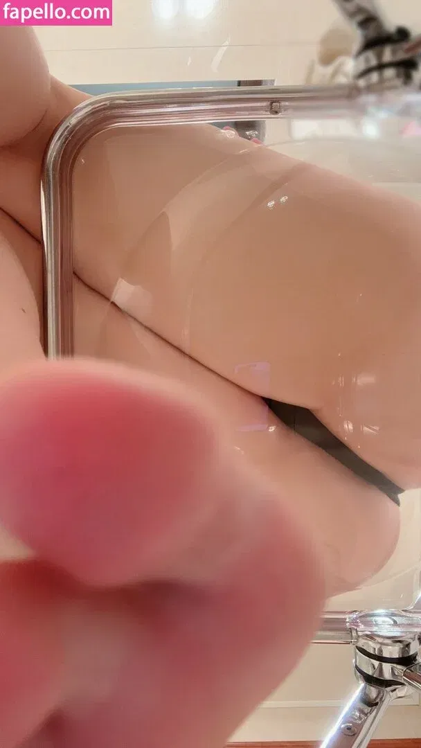 QiaoniuTT Onlyfans Photo Gallery 