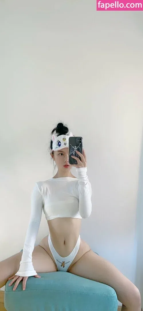 QiaoniuTT Onlyfans Photo Gallery 