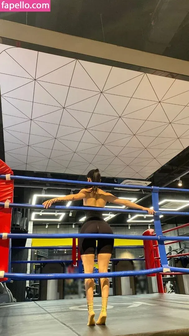 QiaoniuTT Onlyfans Photo Gallery 