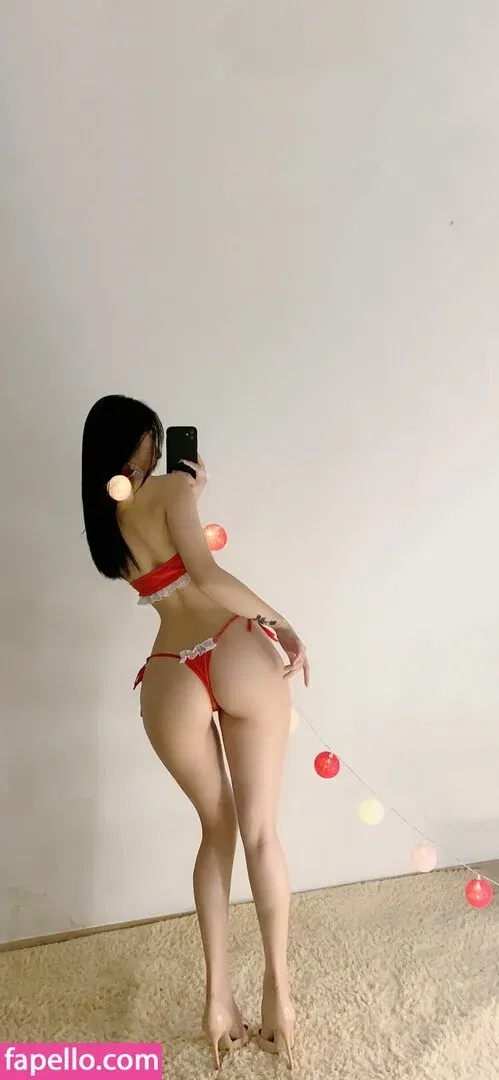 QiaoniuTT Onlyfans Photo Gallery 