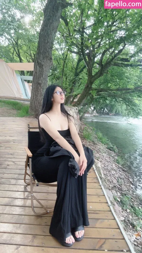 QiaoniuTT Onlyfans Photo Gallery 