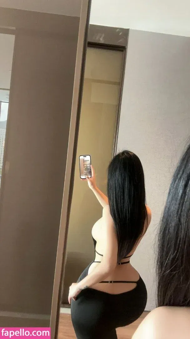 QiaoniuTT Onlyfans Photo Gallery 