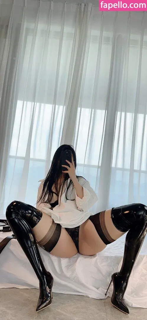 QiaoniuTT Onlyfans Photo Gallery 