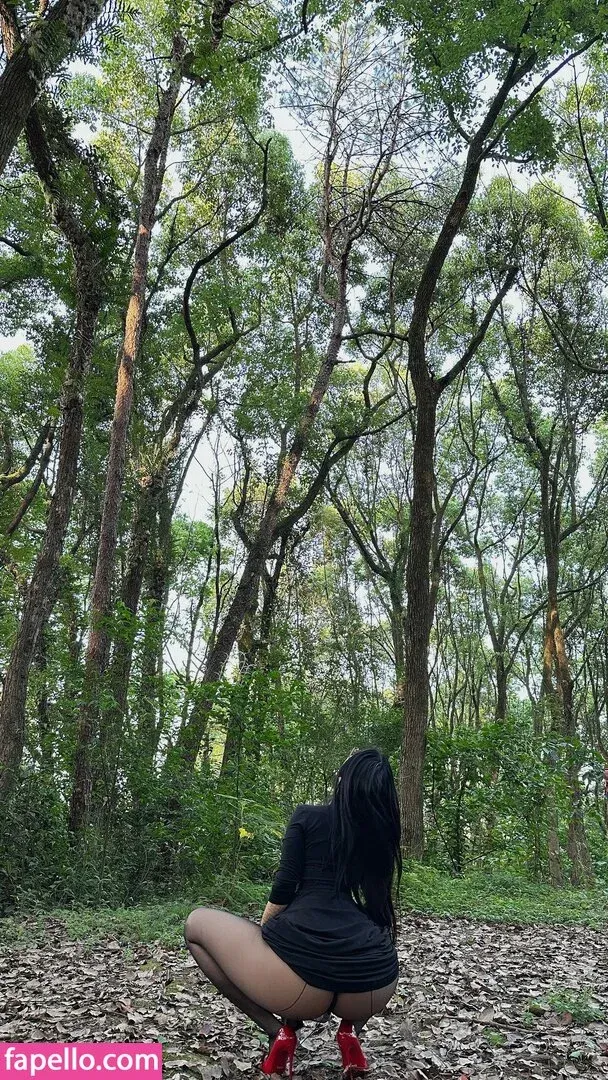 QiaoniuTT Onlyfans Photo Gallery 