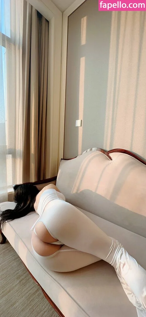 QiaoniuTT Onlyfans Photo Gallery 