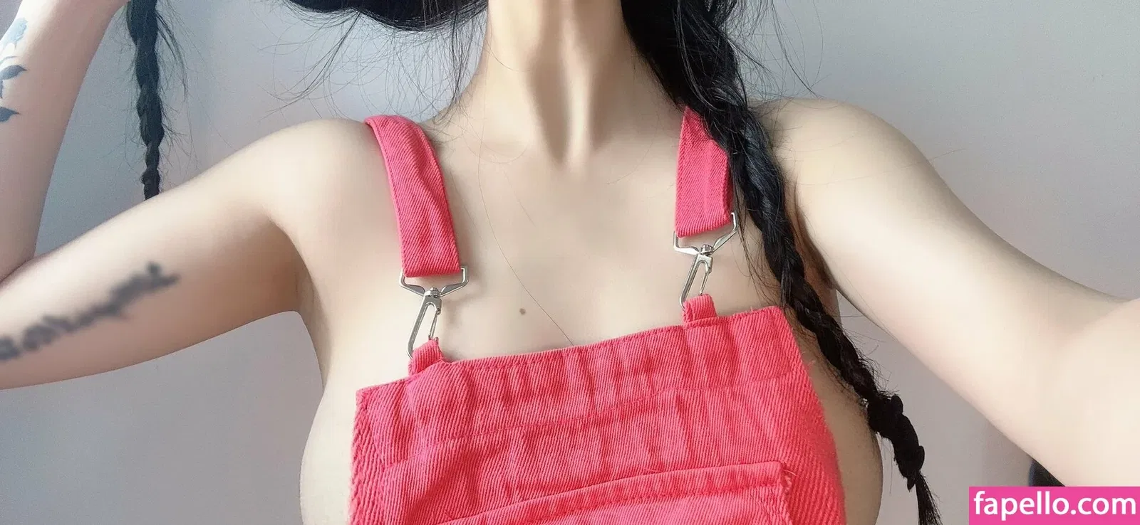 QiaoniuTT Onlyfans Photo Gallery 
