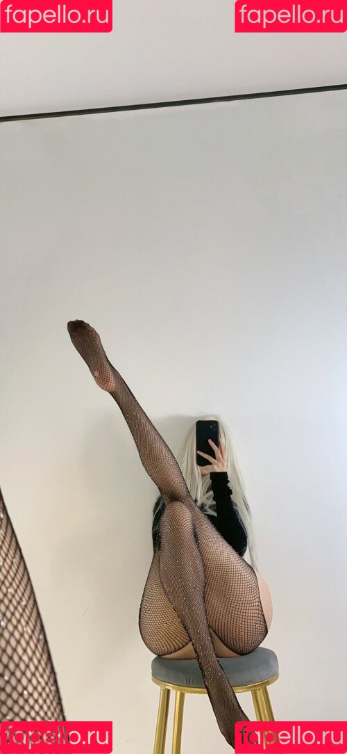 QiaoniuTT Onlyfans Photo Gallery 