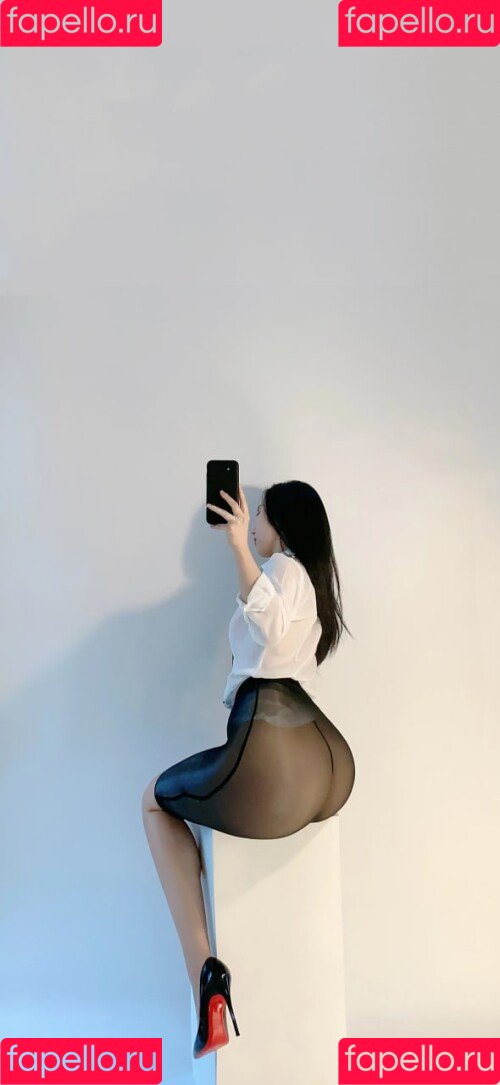 QiaoniuTT Onlyfans Photo Gallery 