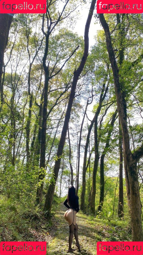 QiaoniuTT Onlyfans Photo Gallery 