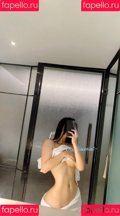 QiaoniuTT Onlyfans Photo Gallery 