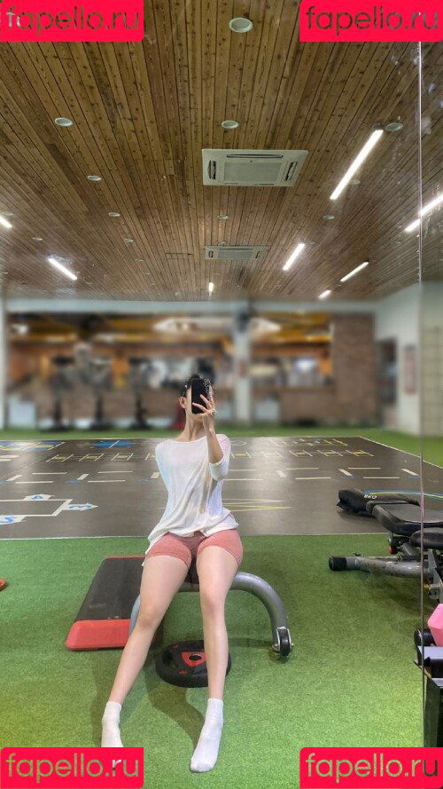 QiaoniuTT Onlyfans Photo Gallery 