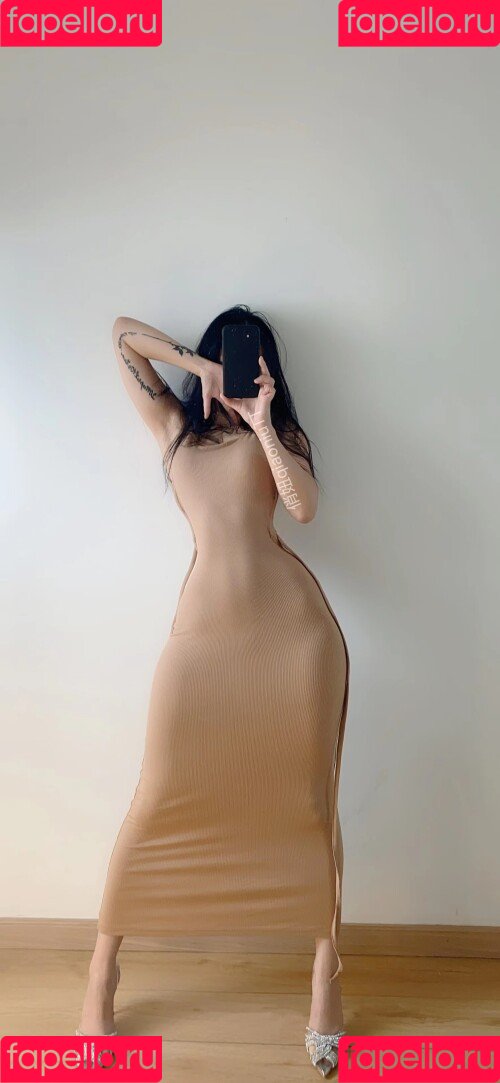 QiaoniuTT Onlyfans Photo Gallery 