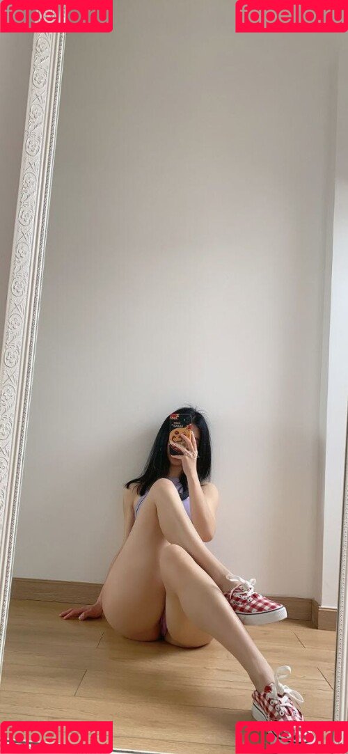 QiaoniuTT Onlyfans Photo Gallery 