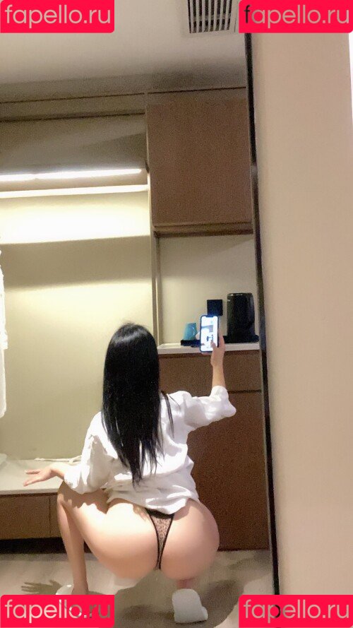 QiaoniuTT Onlyfans Photo Gallery 