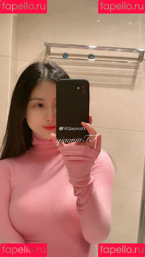 QiaoniuTT Onlyfans Photo Gallery 