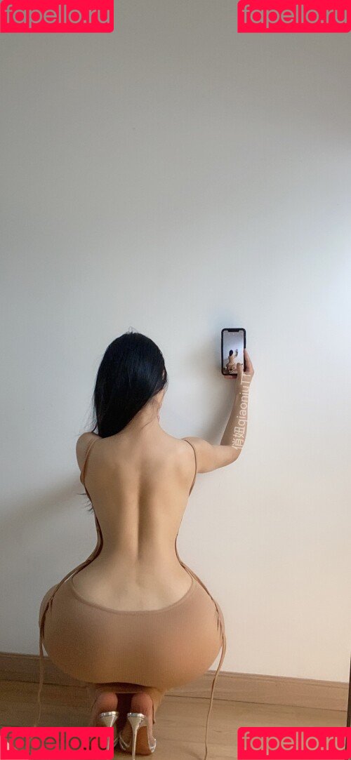 QiaoniuTT Onlyfans Photo Gallery 