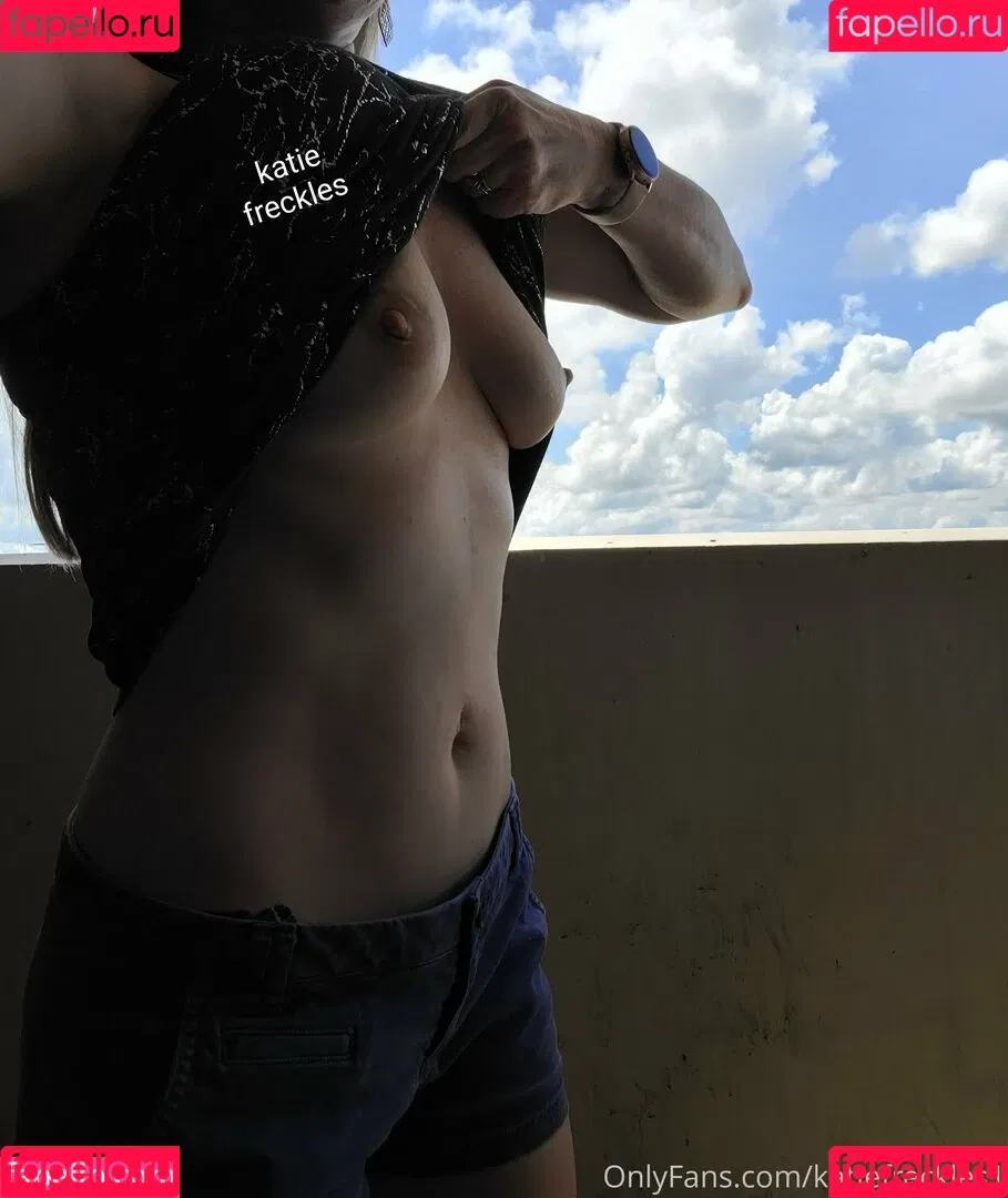 katiefreckles1 Onlyfans Photo Gallery 