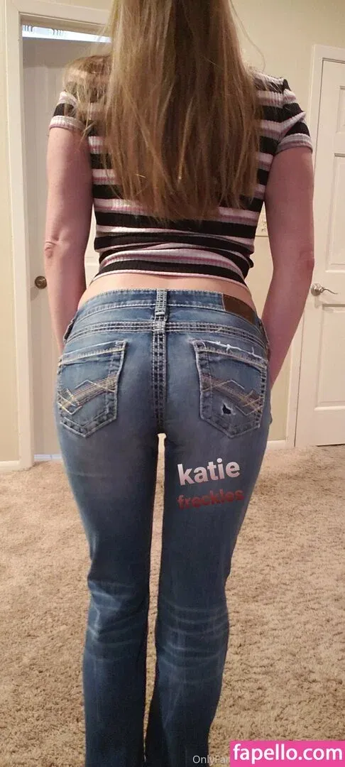 katiefreckles1 Onlyfans Photo Gallery 