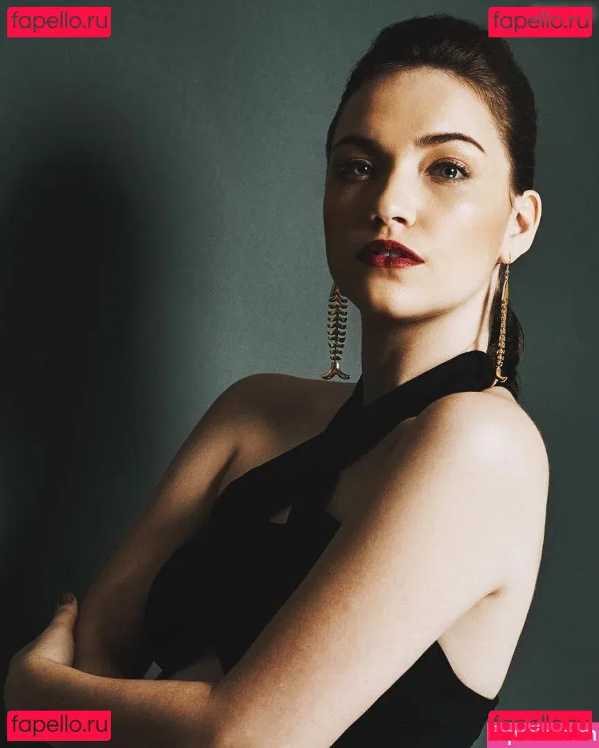 Violett Beane Onlyfans Photo Gallery 