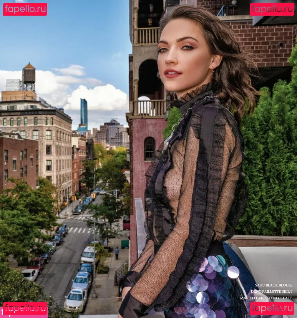 Violett Beane Onlyfans Photo Gallery 