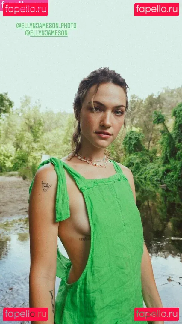 Violett Beane Onlyfans Photo Gallery 