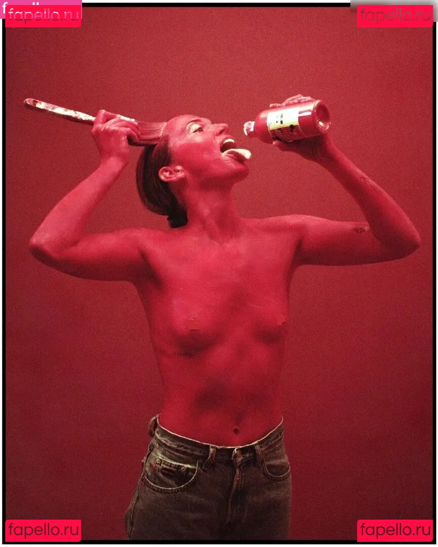 Violett Beane Onlyfans Photo Gallery 