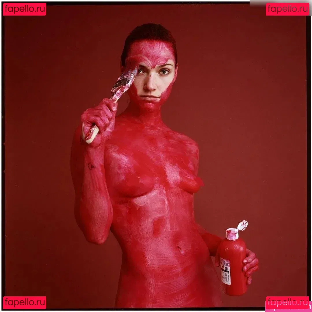 Violett Beane Onlyfans Photo Gallery 