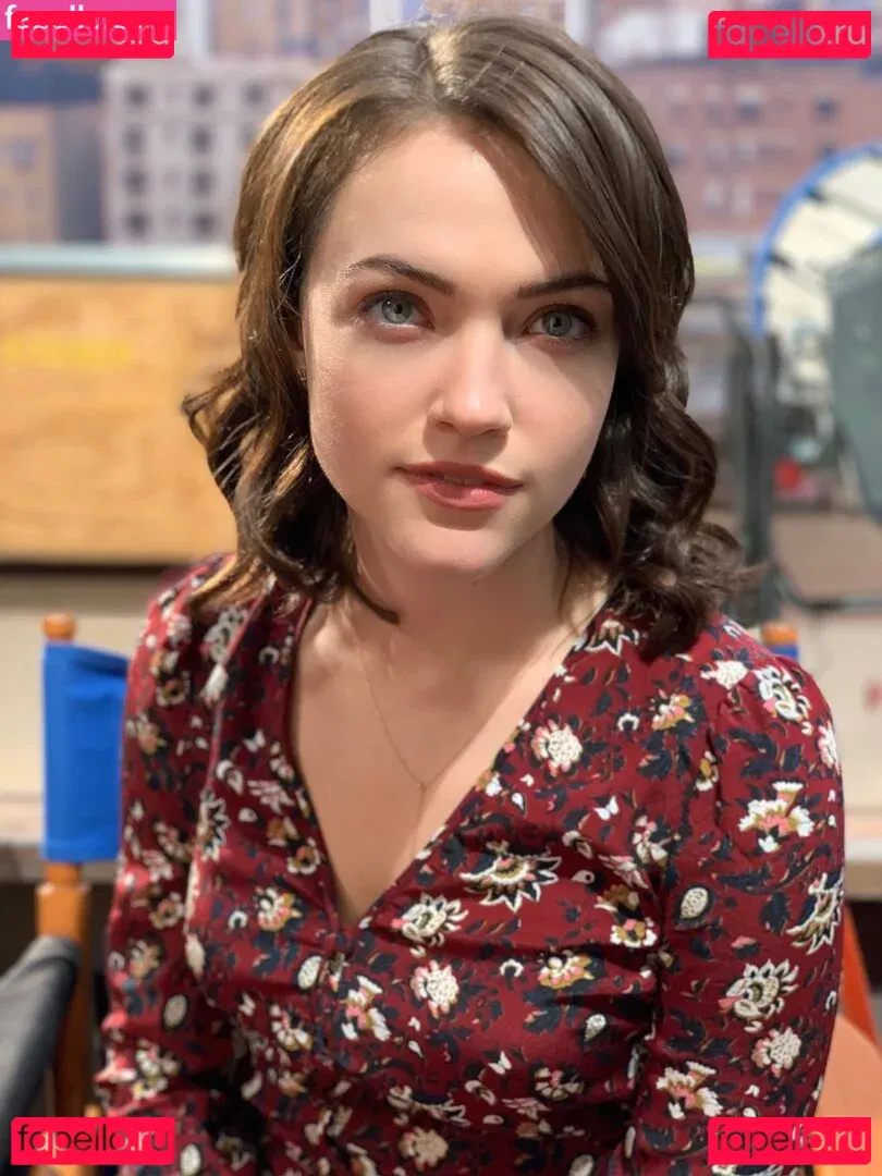 Violett Beane Onlyfans Photo Gallery 
