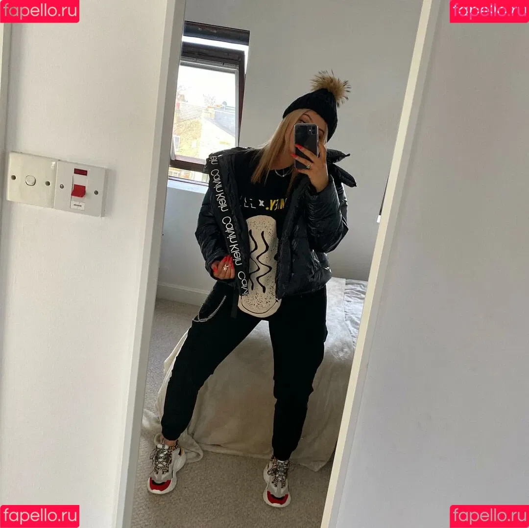 Eleanor Evans Onlyfans Photo Gallery 