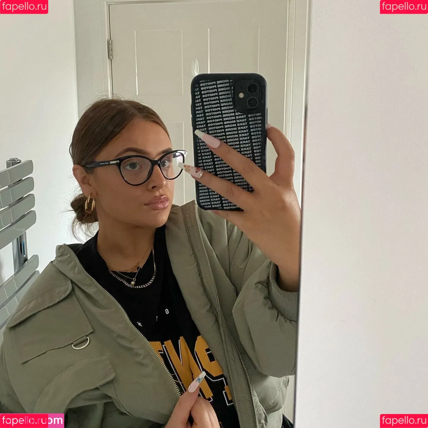 Eleanor Evans Onlyfans Photo Gallery 