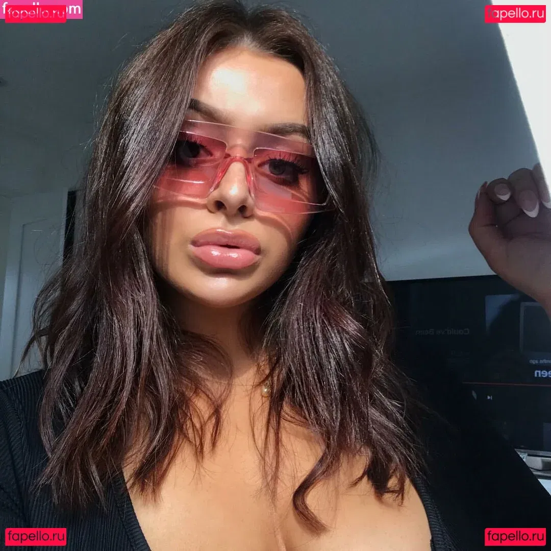 Eleanor Evans Onlyfans Photo Gallery 