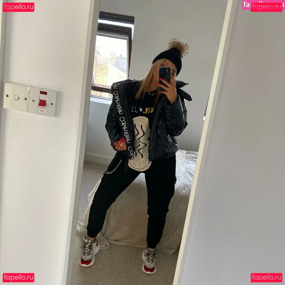 Eleanor Evans Onlyfans Photo Gallery 