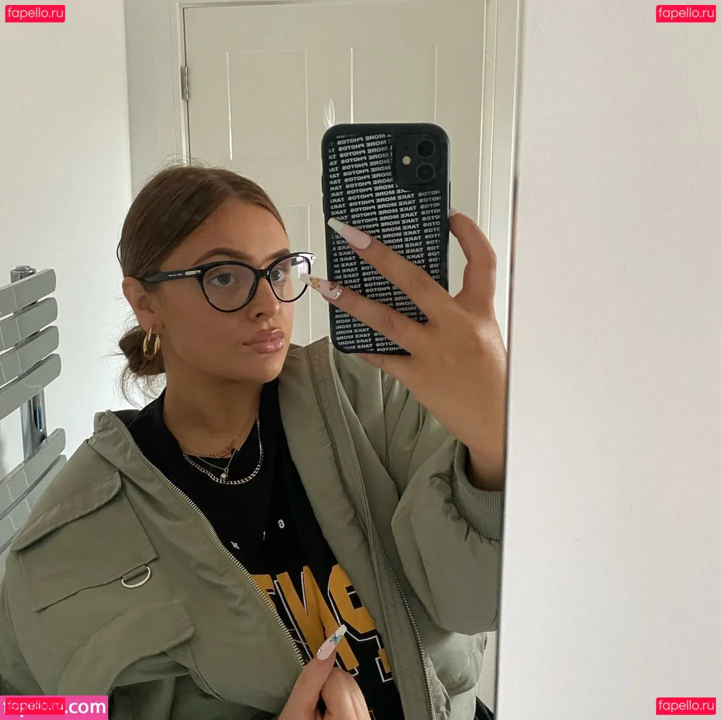 Eleanor Evans Onlyfans Photo Gallery 