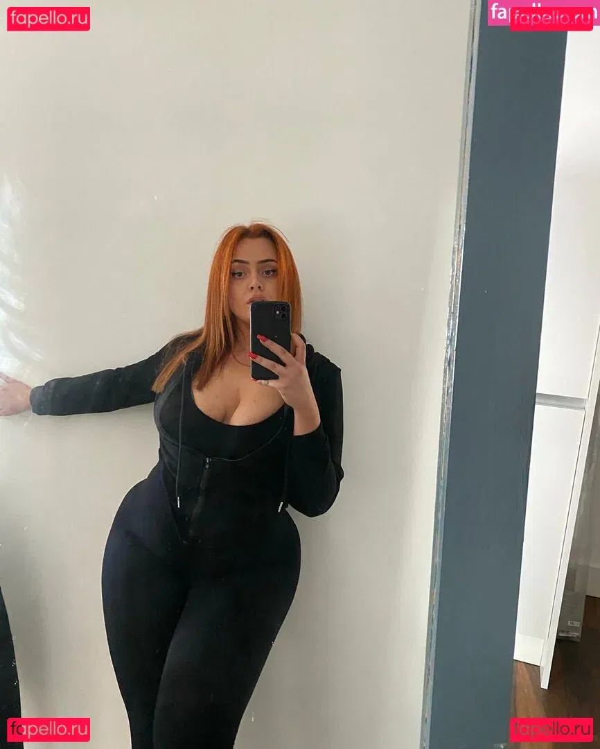 Eleanor Evans Onlyfans Photo Gallery 