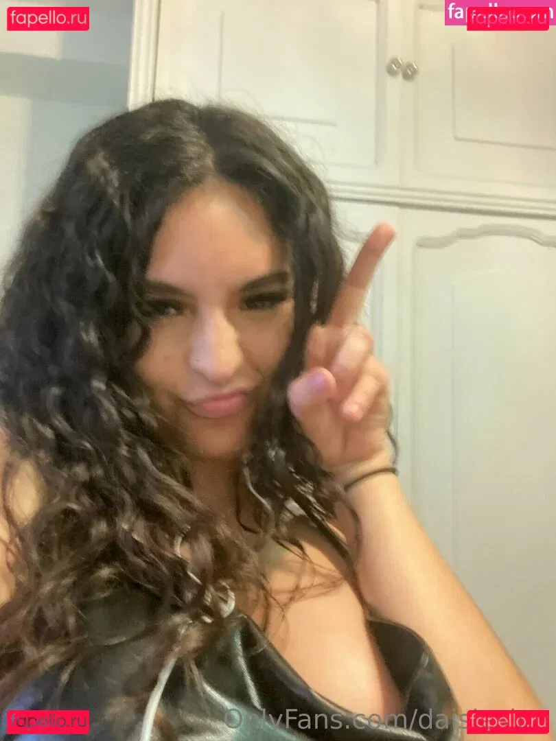 daisiesinn Onlyfans Photo Gallery 