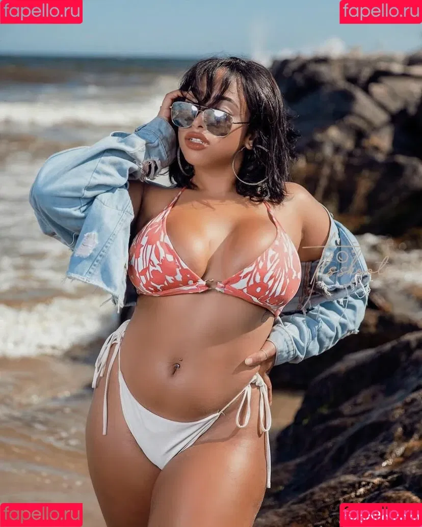 cristina.celii Onlyfans Photo Gallery 