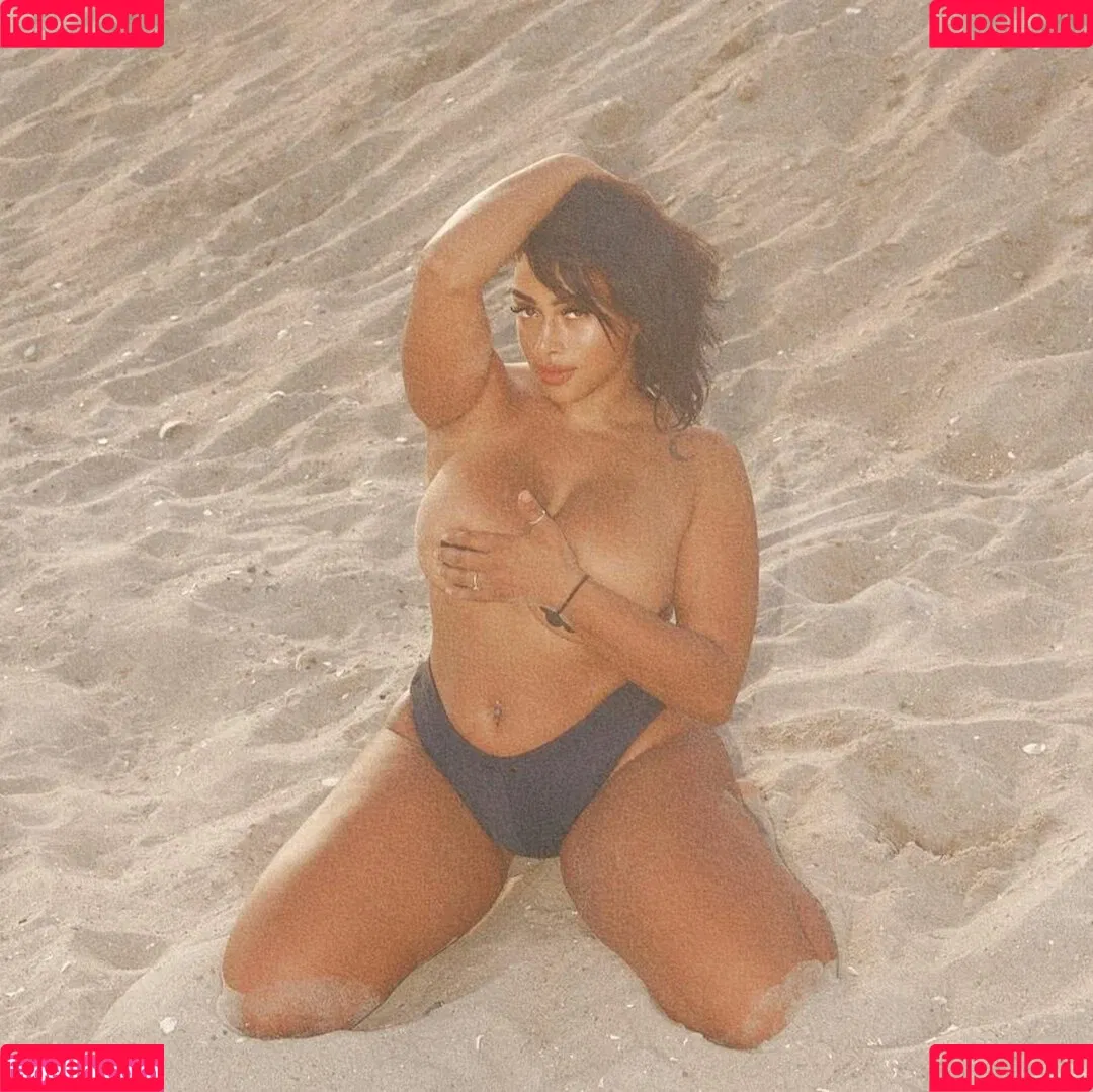 cristina.celii Onlyfans Photo Gallery 