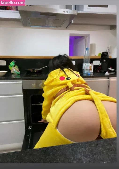 Meliaare Onlyfans Photo Gallery 