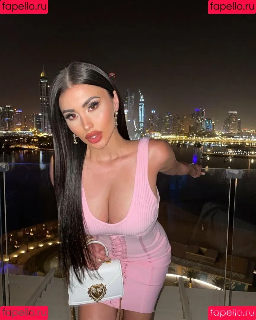 Lucrezia De Lellis Onlyfans Photo Gallery 