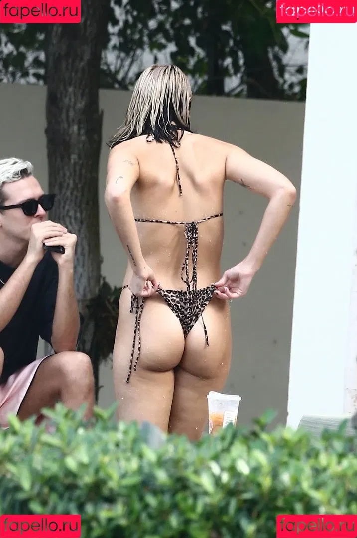 Dua Lipa Onlyfans Photo Gallery 
