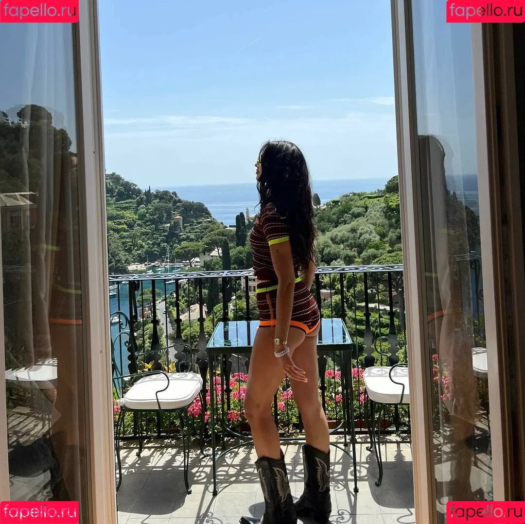 Dua Lipa Onlyfans Photo Gallery 