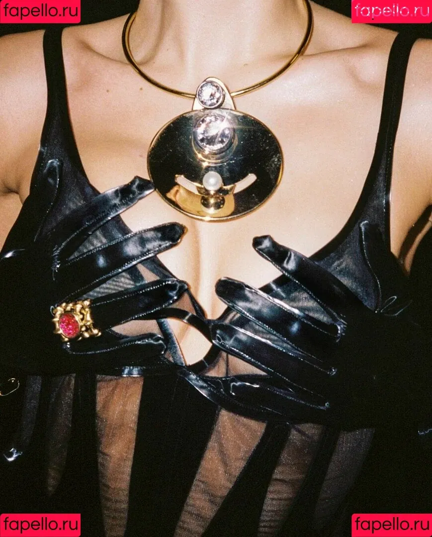 Dua Lipa Onlyfans Photo Gallery 