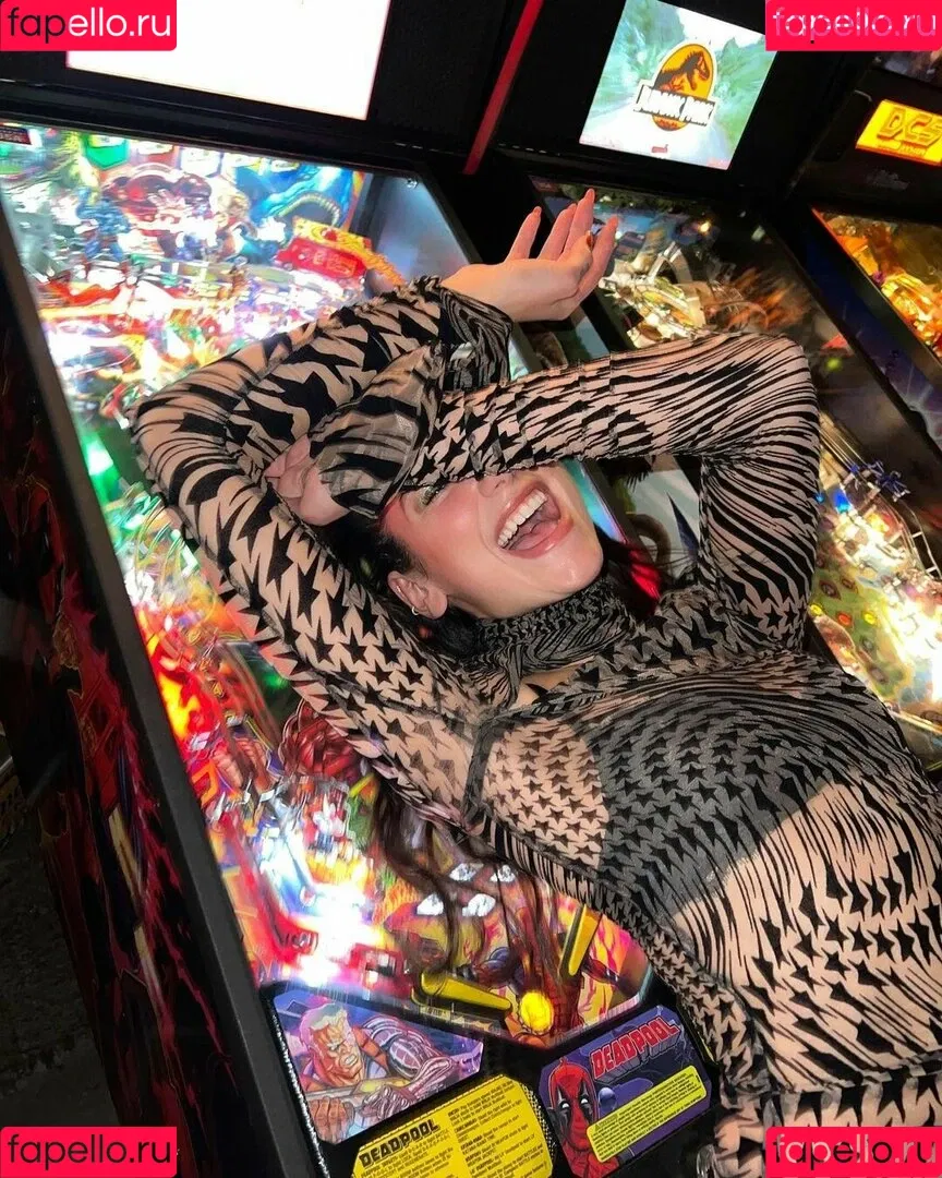 Dua Lipa Onlyfans Photo Gallery 