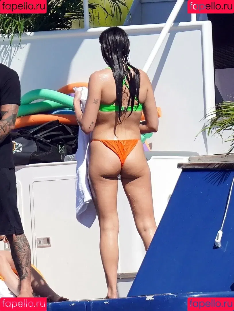 Dua Lipa Onlyfans Photo Gallery 