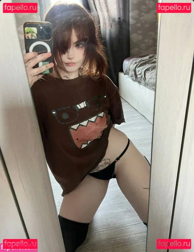 sqwrtick Onlyfans Photo Gallery 