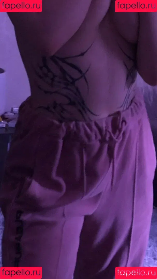 skrpnkva Onlyfans Photo Gallery 