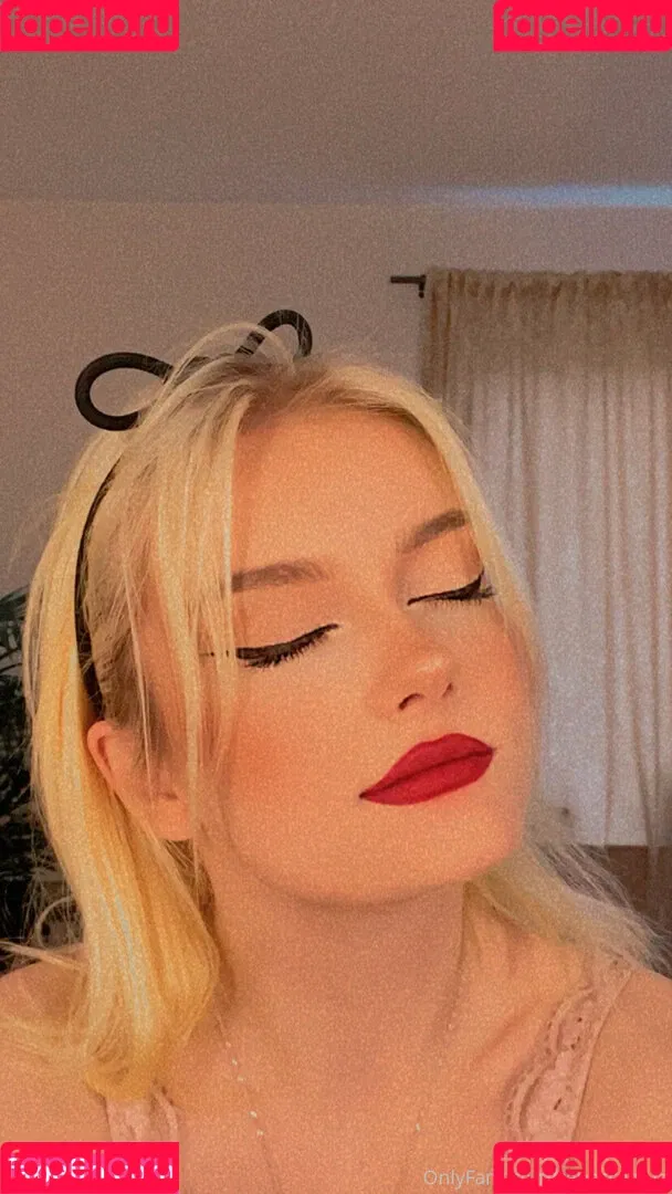 rebecccamua Onlyfans Photo Gallery 